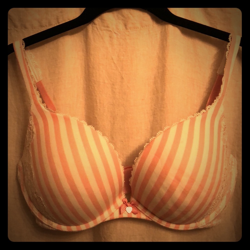 💋 Victoria’s Secret push up bra💋